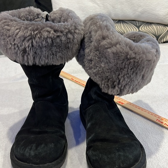 Uggs  Knightsbridge size 9 zipper back - Picture 13 of 14